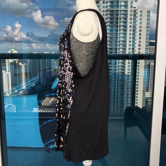 **SOLD** EYESHADOW | Sleeveless Sequins Top | BLK - Picture 4 of 7